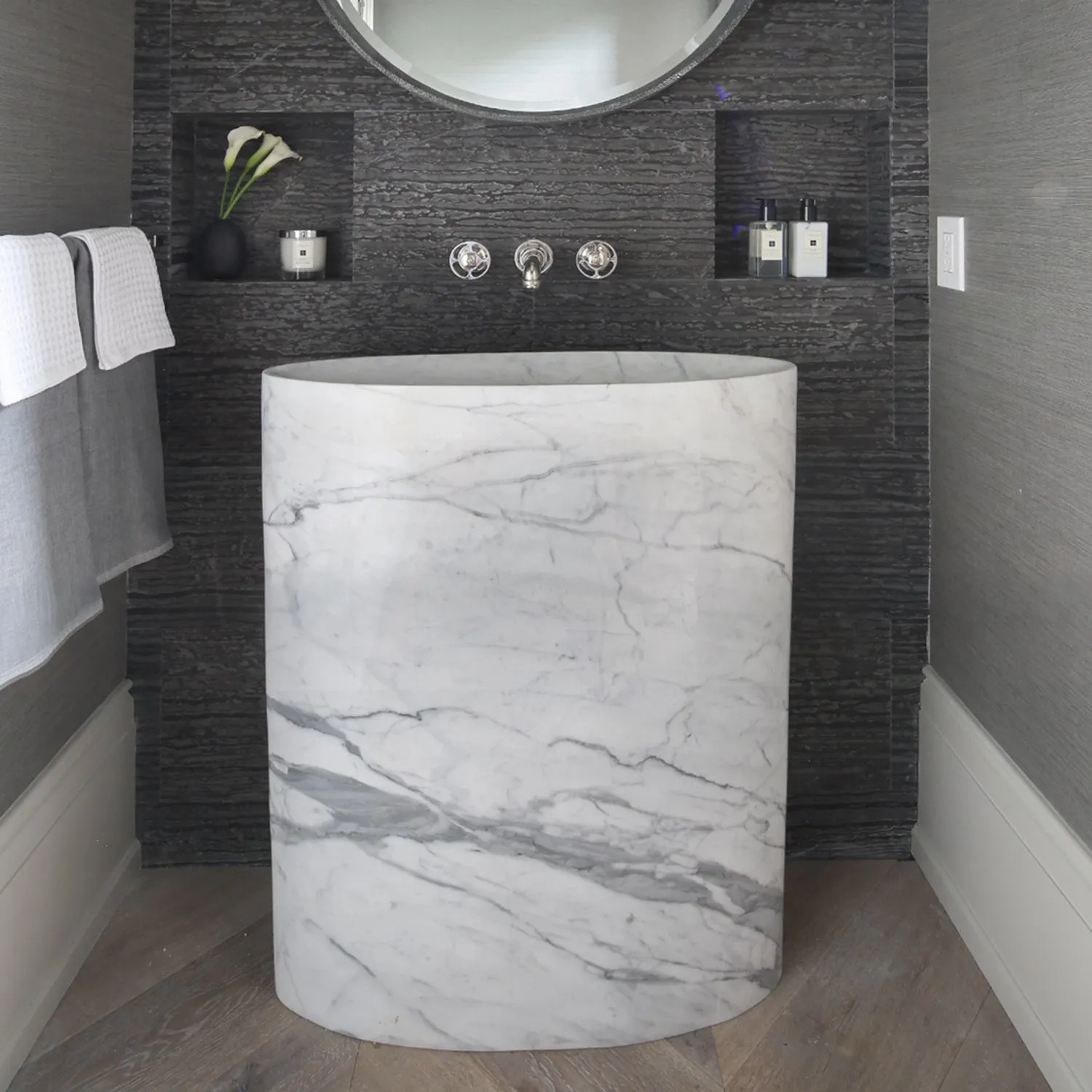 Infinity Pedestal Sink