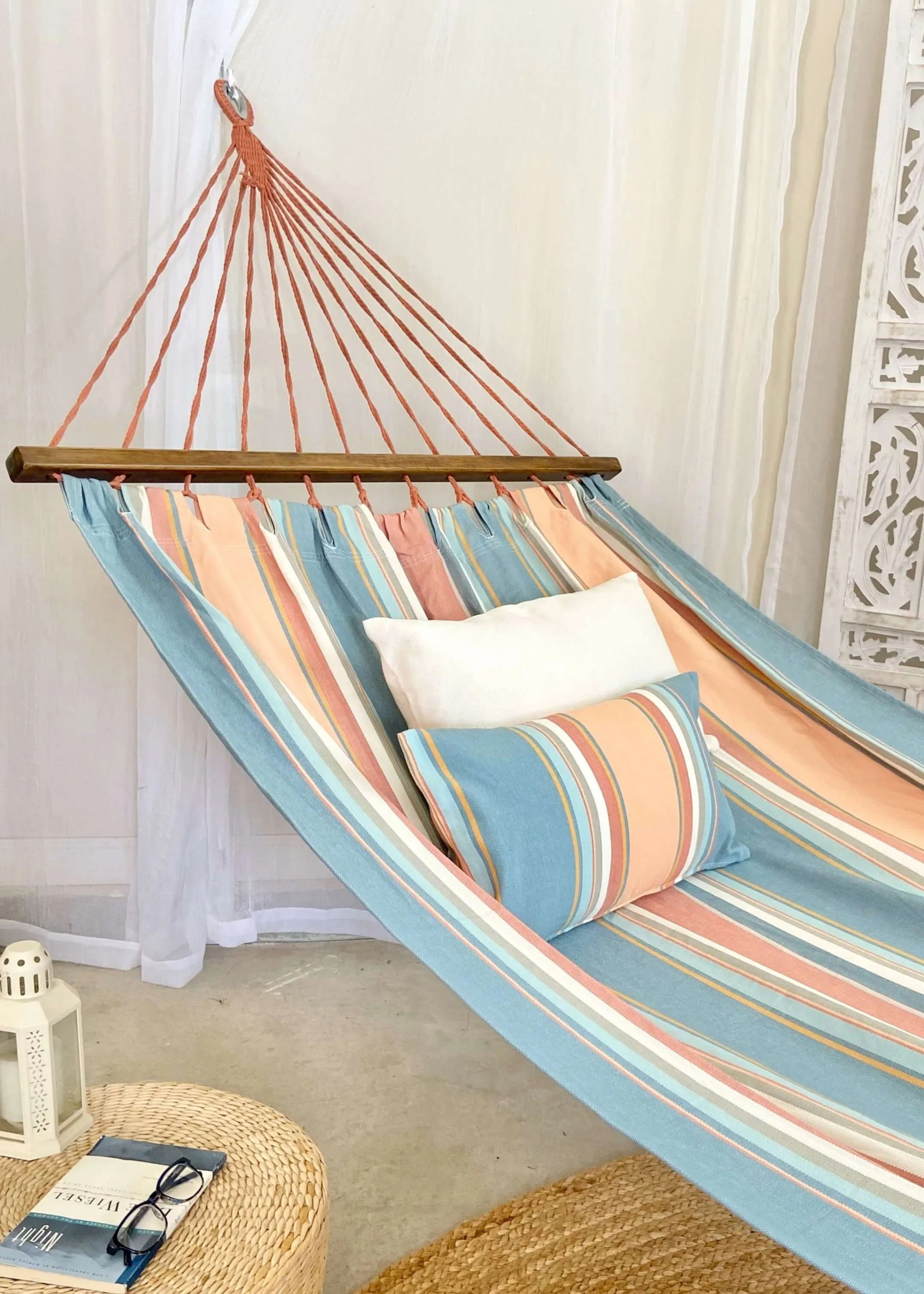 Pink & Blue Cotton Hammock With Wood Spreader Bars | PASTEL